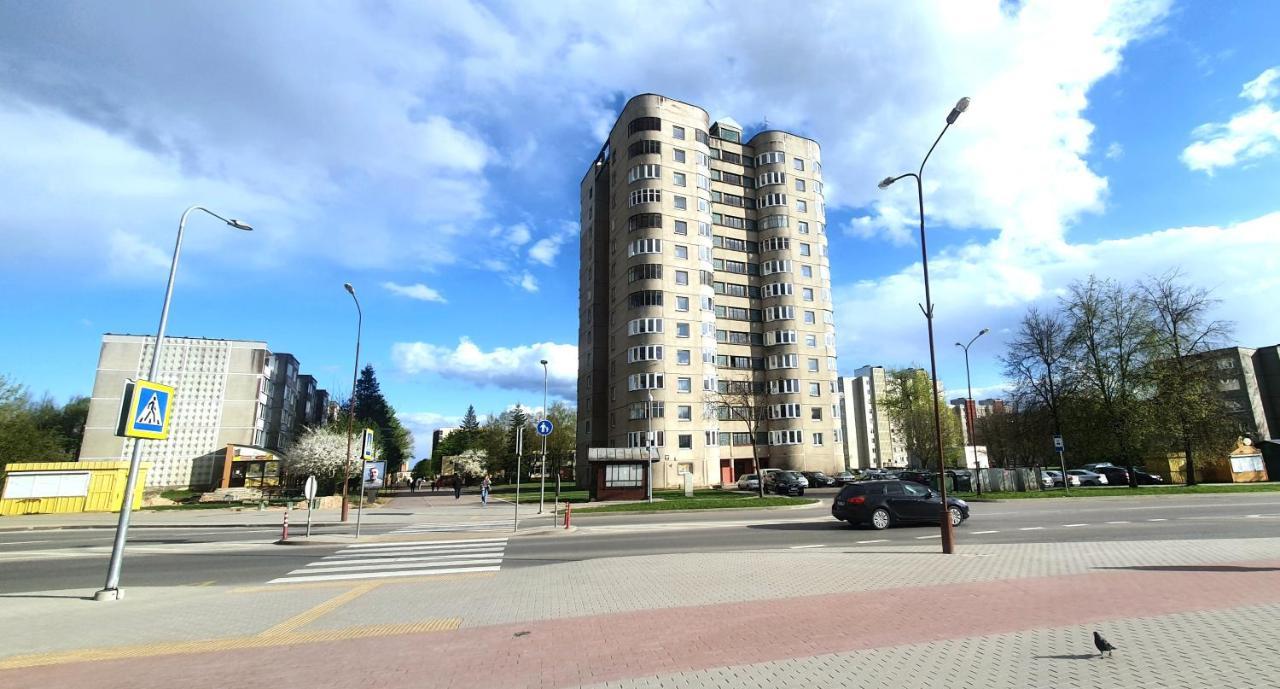 Lyra63 Large 80sq M 14 Floor *